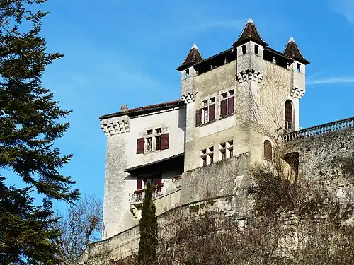 Die Burg Condat im Ortskern