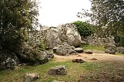 Castellu Cucuruzzu (außen)