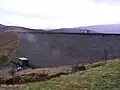 Der Staudamm von Loch Quoich