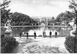 1839–1926: Blick auf das Neue Schloss und den Oberen Anlagensee mit der Nymphengruppe