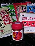Verschiedene Dashi-Packungen