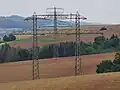Portalmast der 220-kV-Leitung Lehrte–Borken bei Dehnsen