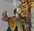 Figur des Apostels Petrus, seitlich am Altar