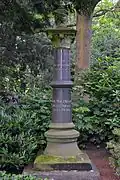 Grabmal für Dietrich Max Huyssen (1818–1879) auf dem Ostfriedhof Essen