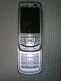NTT DoCoMo FOMA D901iS (geöffnet)