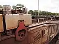 Rollbalken mit abfallender Rollschiene auf dem Außenlangträger.