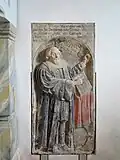 Das Epitaph erinnert an Pfr. Jacob Vieweger (1603–1673), der 40 Jahre Pfarrer und 37 Jahre verheiratet war