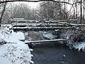 Brücke der Bahnstrecke Neumünster–Ascheberg über den Dosenbek im Brachenfelder Gehölz
