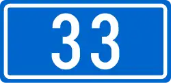 D33