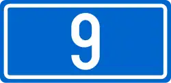 D9