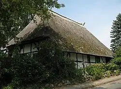 Dorfstraße 10