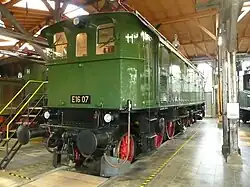 E 16