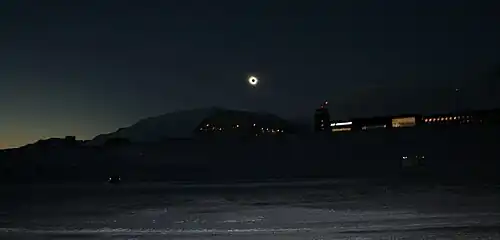 Totalität in Longyearbyen, Spitzbergen