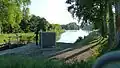 Schleuse am Marne-Saône-Kanal bei Maxilly