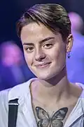 Sängerin Eden bei der Pressekonferenz zur zweiten Vorrunde des Melodifestivalen 2023 in Linköping