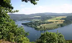 Blick auf den Edersee bei Bringhausen