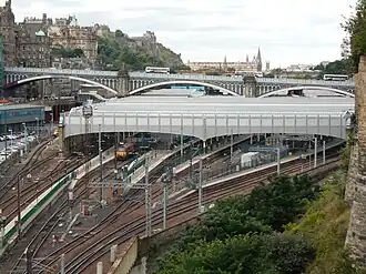 Edinburgh Waverley von Osten