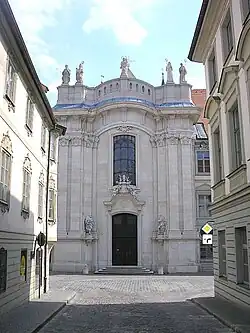 Syrischer Bogen an der Westfassade des Doms zu Eichstätt (Gabriel des Gabrieli, 1716–1718)