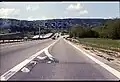 Überreste der alten Anschlussstelle unmittelbar nördlich des Autobahndreiecks (Mai 1991)