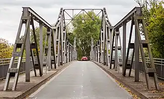 Weserbrücke Eisbergen (Landrat-Petersen-Brücke)