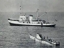 FNRS-3 auf See mit Mutterschiff Elie Monnier