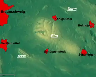 Der Dorm oben rechts, nordöstlich von Königslutter am Elm