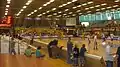 Innenraum der Rundsporthalle vor einem Basketballspiel