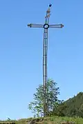 Wegkreuz mit Wetterhahn