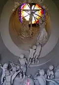 Blick in die bleiverglaste Lichtröhre