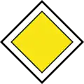 Vorfahrtsstraße