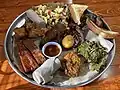 Traditionelle äthiopische Küche mit Barbecue im Texas-Stil