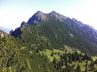 Südostseite des Kuegrat zwischen Gafleispitze und Drei Schwestern (rechts) vom Gafleisattel aus