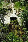 Pflanzenbrunnen