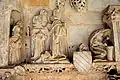 Nordgalerie, Relief links vom Abtstuhl