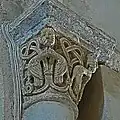 Kapitell, Vögel, von Menschen gefüttert