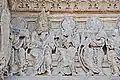 Architrav, links