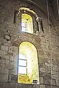 St-Trinit, Fenster im Chorjoch