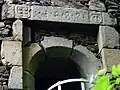 Burgruine Falkenstein: Eingangsportal des Wasserturms