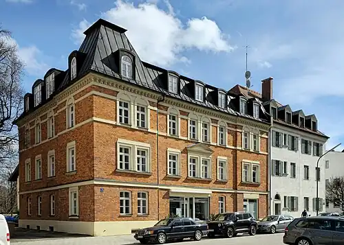 Fallstraße 9–11