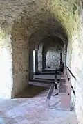 Blick quer durch die Krypta