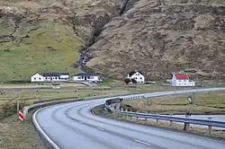 Hauptstraße Nr. 11 vorbei an Vatnsoyrar