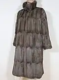 Fehrückenmantel