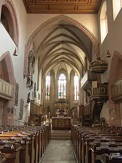 Schiff zum Chor
