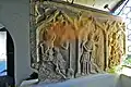 Sandsteinrelief in der Vorhalle