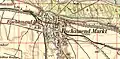Fischamend um 1937, eingezeichnet: Die bereits lange aufgelassenen Bahnstationen Fischamend-Dorf, Reichsstraße und „Schwarze Bahn“.