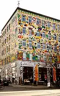 Fassade von Fischer-Art in der Karl-Liebknecht-Straße