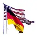 Fahnen der United States of America und der Bundesrepublik Deutschland