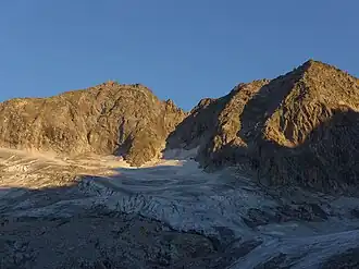 Westliche (links) und Östliche Floitenspitze von Südosten