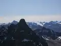 Blick auf die nahen Seeköpfe, links dahinter das Fluchthorn. Rechts am Horizont die Bernina, ganz rechts Silvretta mit Piz Buin und Piz Linard