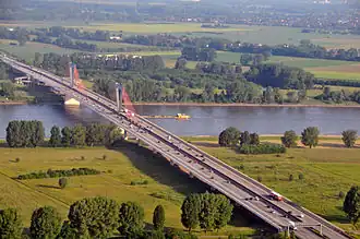 Flughafenbrücke